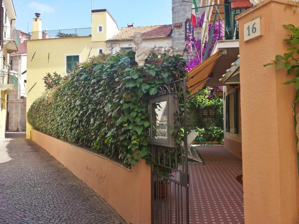 Hotel Triestina Noli Exterior foto